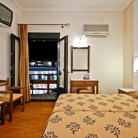 Hotel Coronis Naxos City Екстер'єр фото
