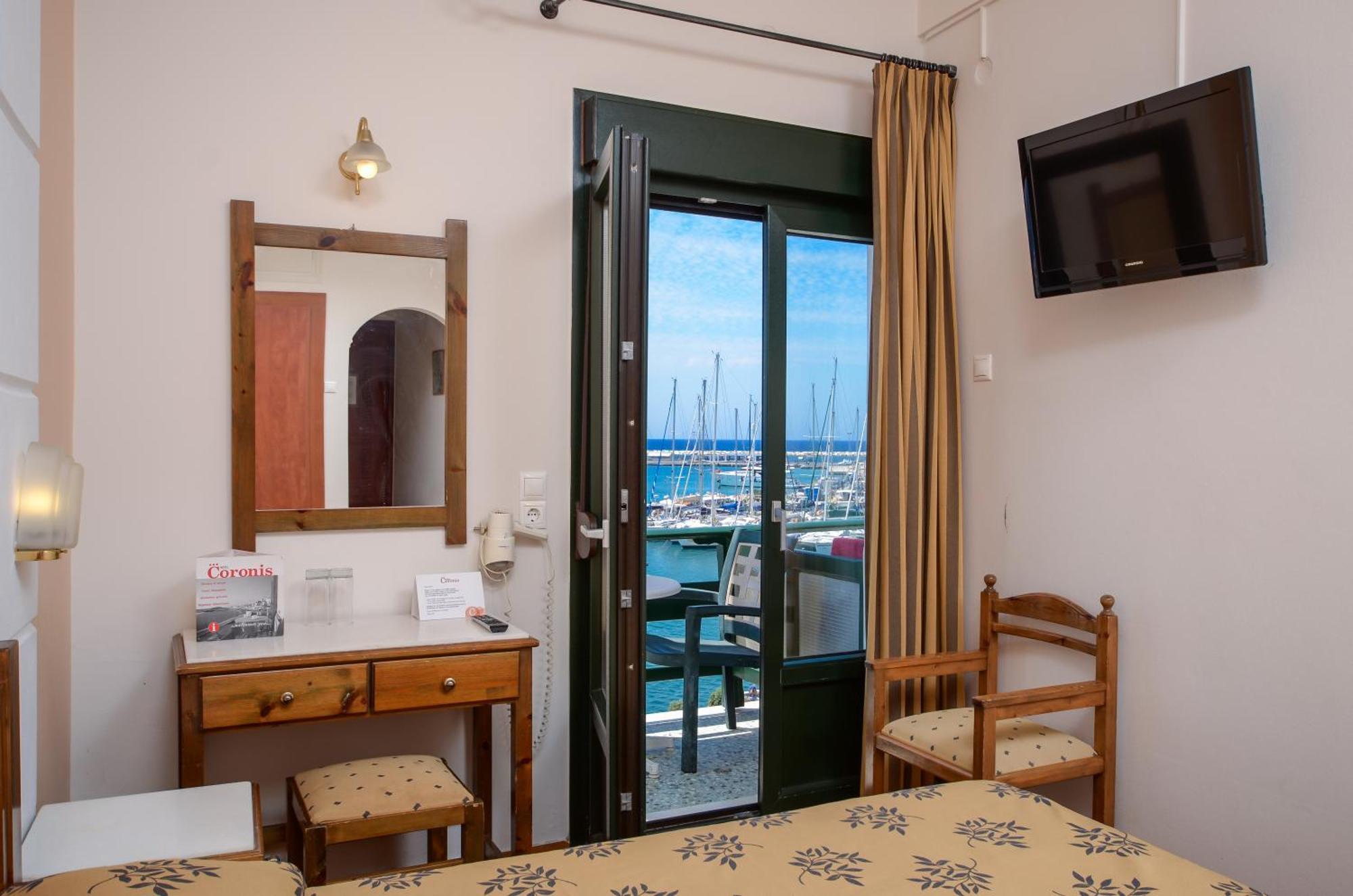 Hotel Coronis Naxos City Екстер'єр фото