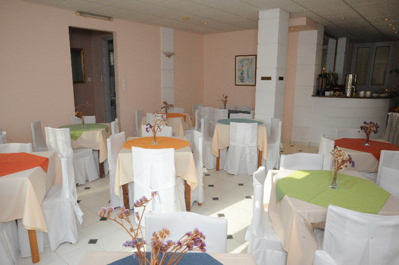 Hotel Coronis Naxos City Екстер'єр фото