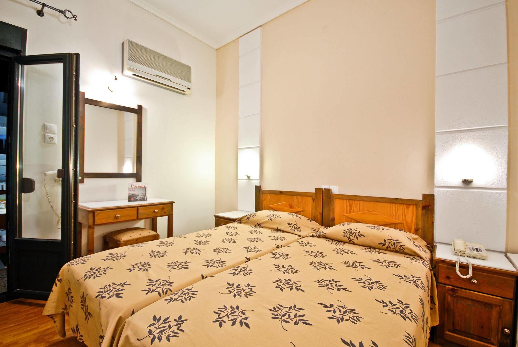 Hotel Coronis Naxos City Екстер'єр фото
