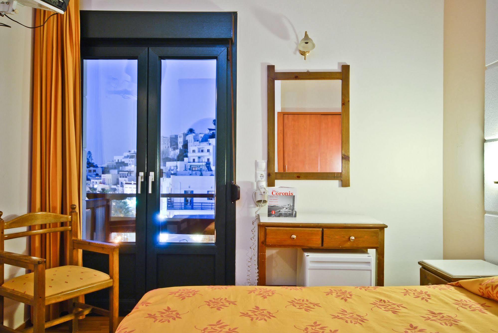 Hotel Coronis Naxos City Екстер'єр фото