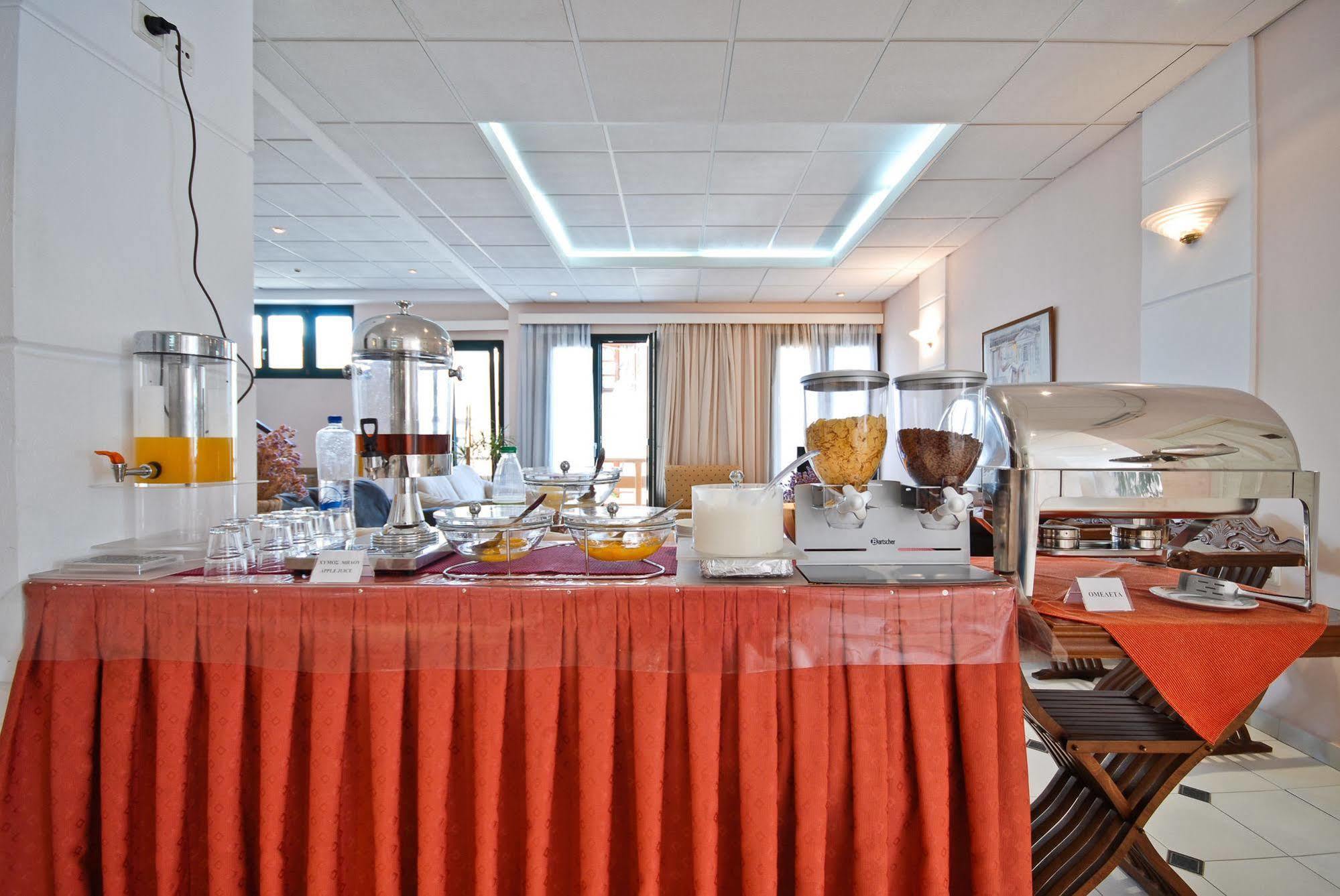 Hotel Coronis Naxos City Екстер'єр фото