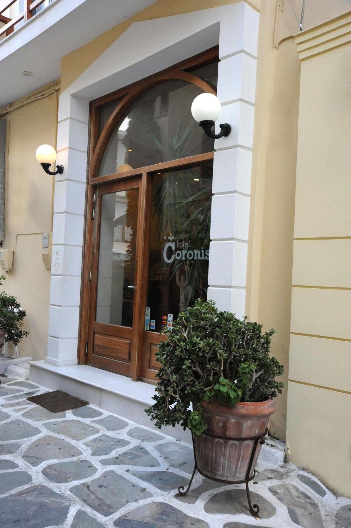 Hotel Coronis Naxos City Екстер'єр фото